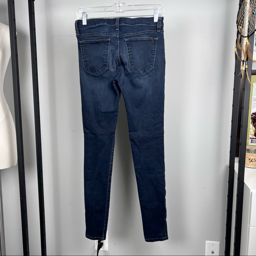 ON THRED UP - Joe’s Jeans The Skinny Lorena Size 27 - Picture 4 of 13